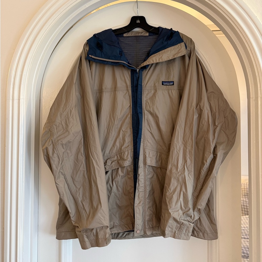 Vintage Patagonia Men’s Hooded Windbreaker